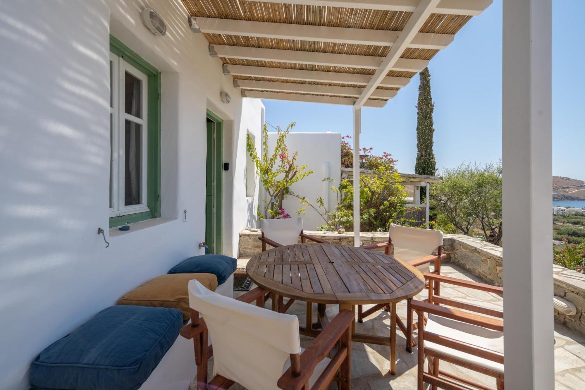 Holiday home Oneiro House Serifos Town