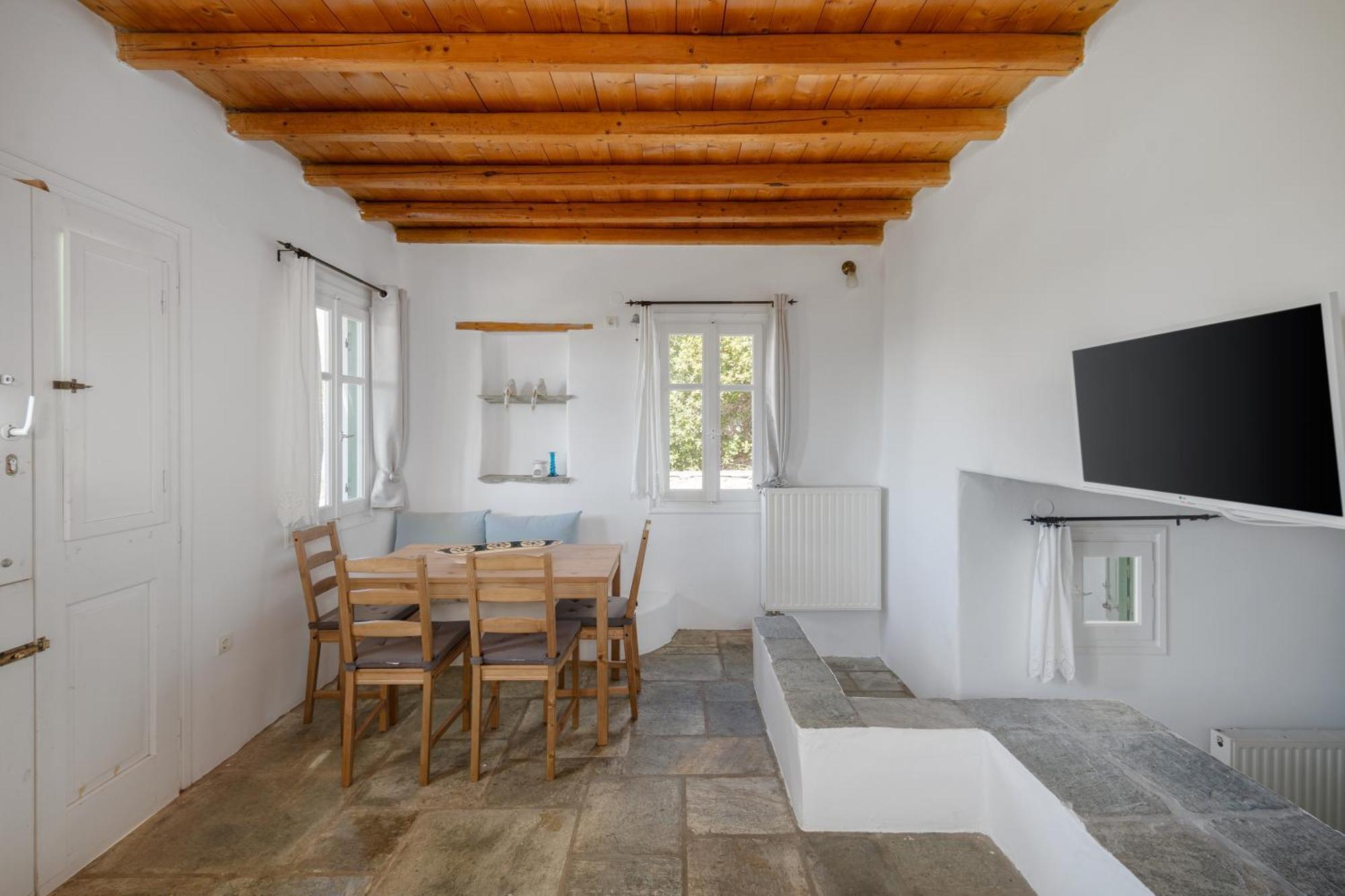 Oneiro House *